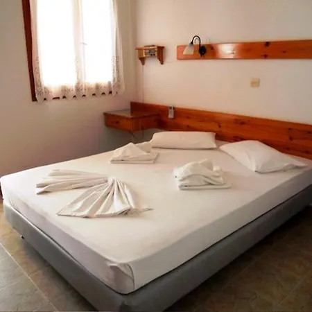 Hotel Andromache 2*